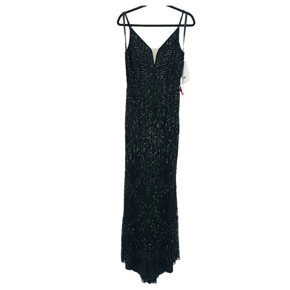 MAC DUGGAL | EMBELLISHED LEAF EVENING GOWN #5107 size 2 - Picture 4 of 9